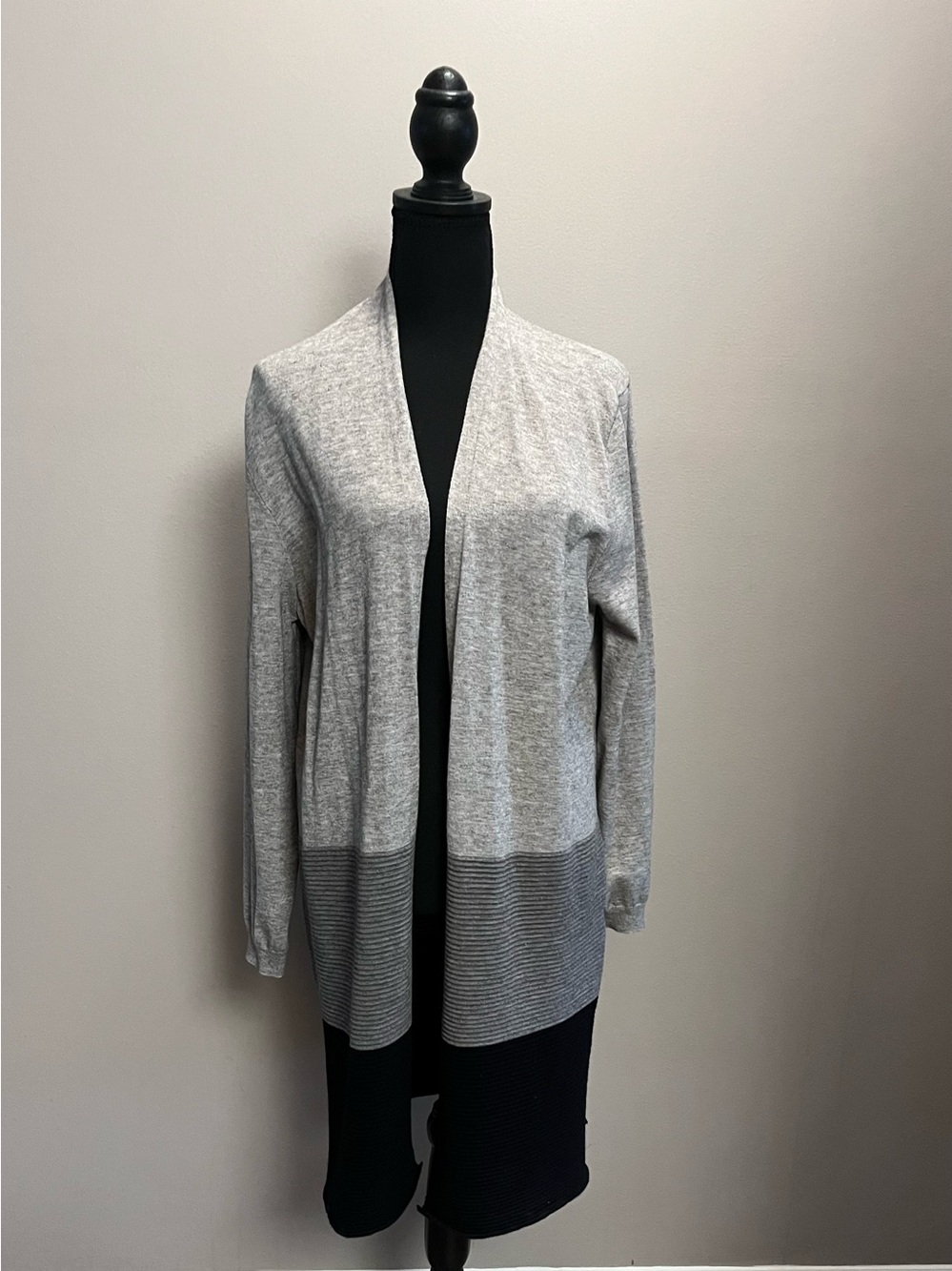 Joseph A. Women’s Cardigan in Shades of Gray and Black, Size PXL